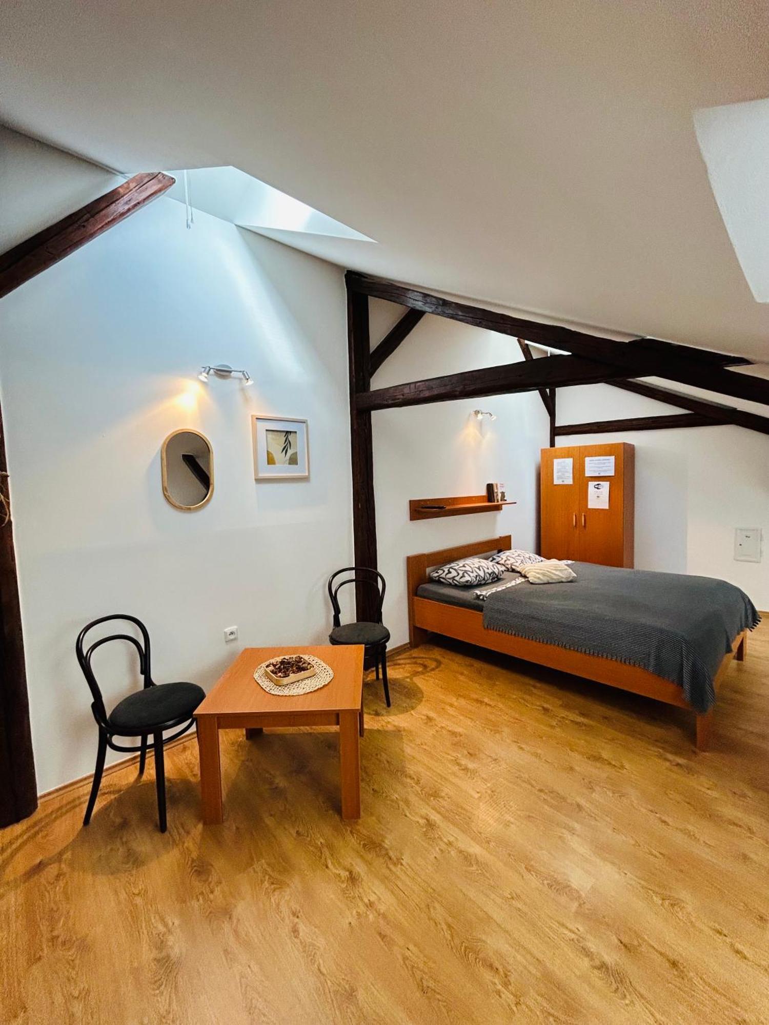 Penzion Podzámčí Jaroslavice (Znojmo) Exterior foto